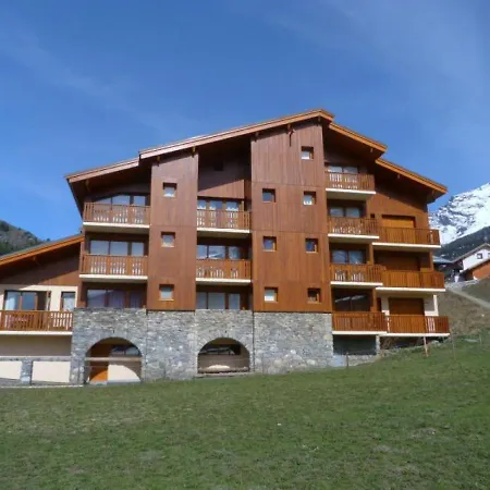 - 4 Pers, 26 M2, 1/0 165 * Lanslevillard