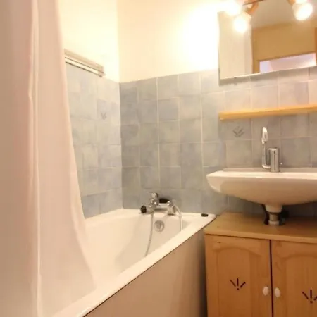 - 4 Pers, 26 M2, 1/0 165 Apartment